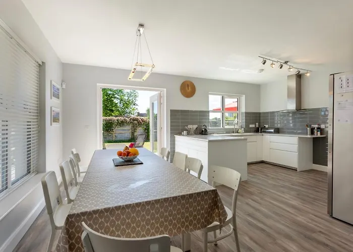 Kitty's Keep * Дангарван